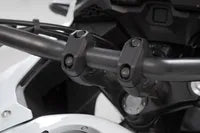 KTM 990 Adventure [2013] - stuurhouder voor stuur Ø 28 mm, 30 mm verhoging, versie LEH.00.039.24100.20/B - afbeelding 6
