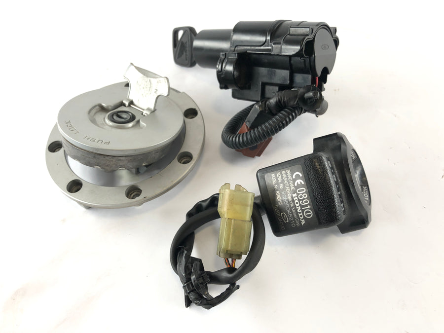 Honda CBR 1000 RR SC57 [2006] - Lock set tank lock ignition lock