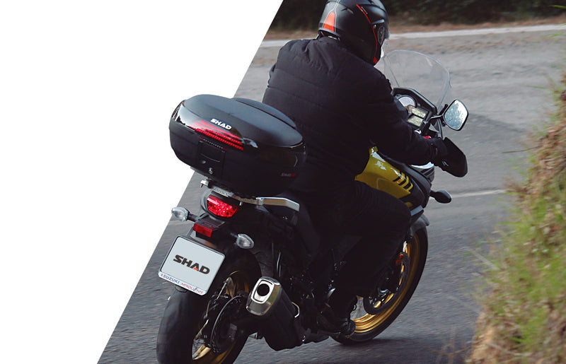 Yamaha X-Max 300 Tech Max + [SHAD] - SH46 Topcase schwarz 6kg 46L