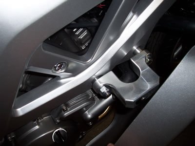 Suzuki SV 650 S [2003-2012] - Aero crashbeschermers (achterbruglager) Zwart Suzuki SV650 Full Faired