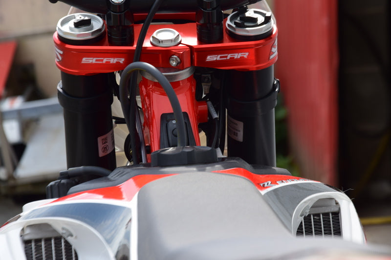 Beta RR 125 [SCAR] - Triple clamp OE offset red Beta RR