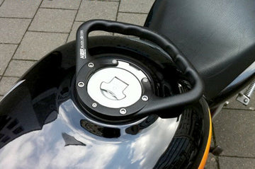 Triumph Street Triple 675 [A-SIDER] - Black Edition tankhandgreep 6 bouten Zwart Triumph