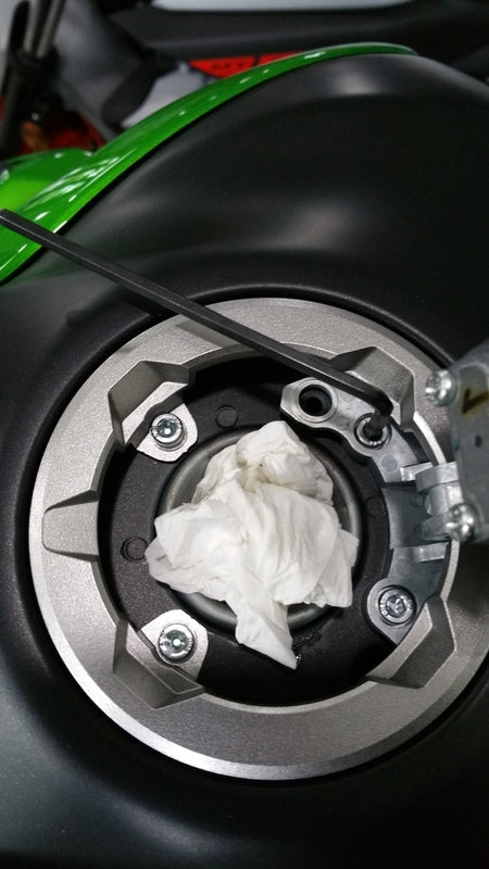 Kawasaki Ninja 400 [A-SIDER] - Black Edition Tankhandgreep 4 schroeven zwart Kawasaki