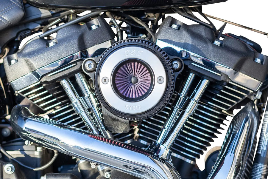 Harley-Davidson FXFB 1750 Softail Fat Bob 107 [2021] - Air Stinger Stealth Luftfiltersatz – Oberfläche: Schwarz, Verchromt – Bild 2