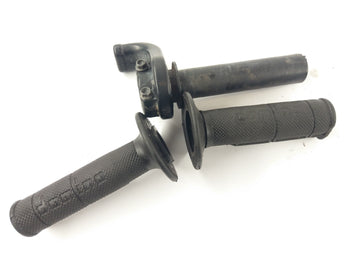 Husquvarna TE 250 H8 [2004] - Throttle grip with rubber grips - 0