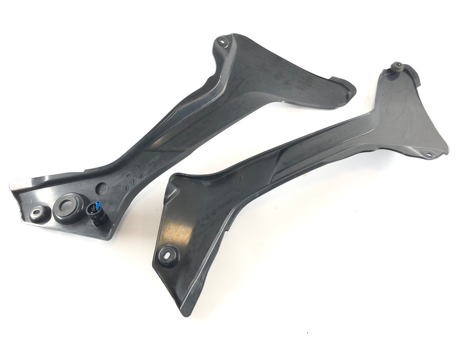 Triumph Tiger 1050 115NG [2016] - Fairing left and right holder