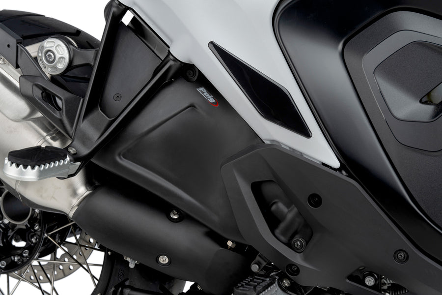BMW R 1300 GS TROPHY [2025] – onderste zijkuip – carbonlook