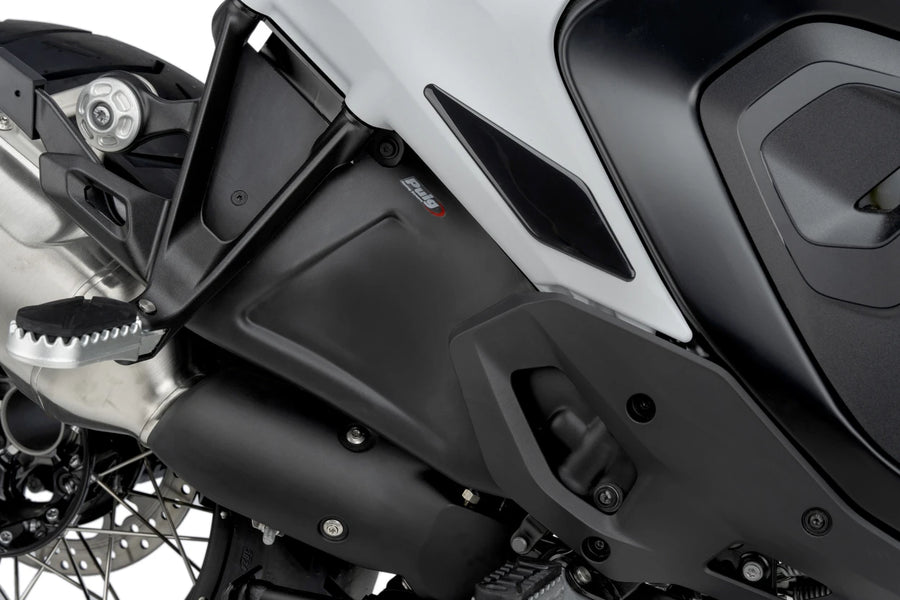 BMW R 1300 GS TROPHY [2025] – onderste zijkuip – carbonlook