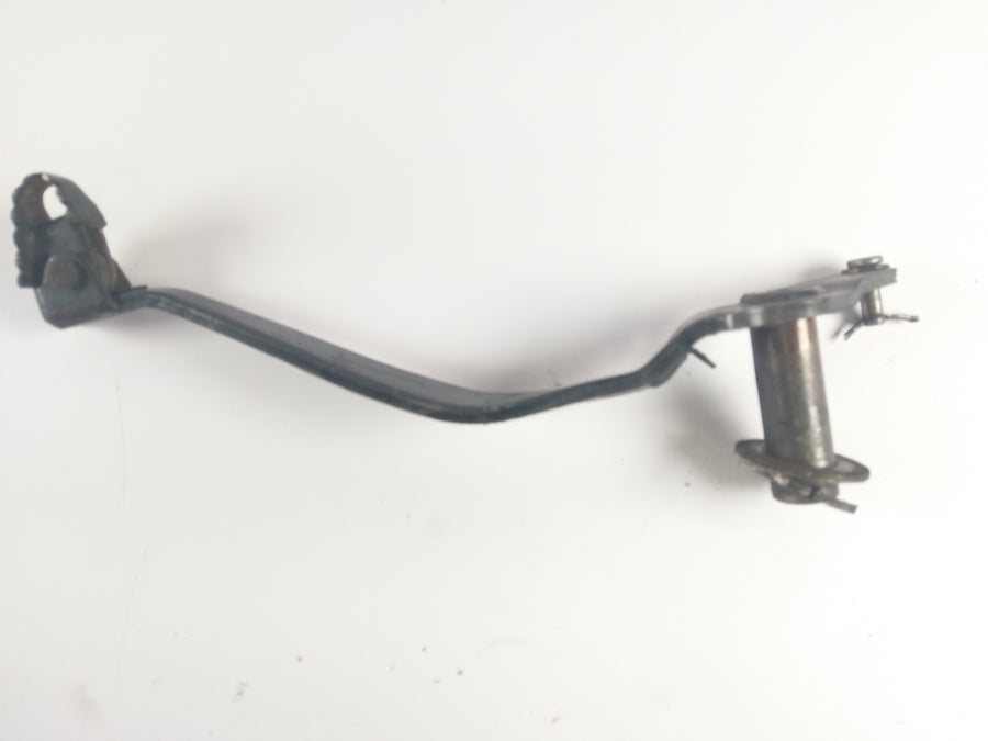 Suzuki DR 650 SP42B - Voetremhendel met bouten