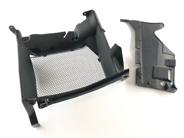 Kan op de Spyder SM5 [2009] - Bekleding koeler deksel links - 0