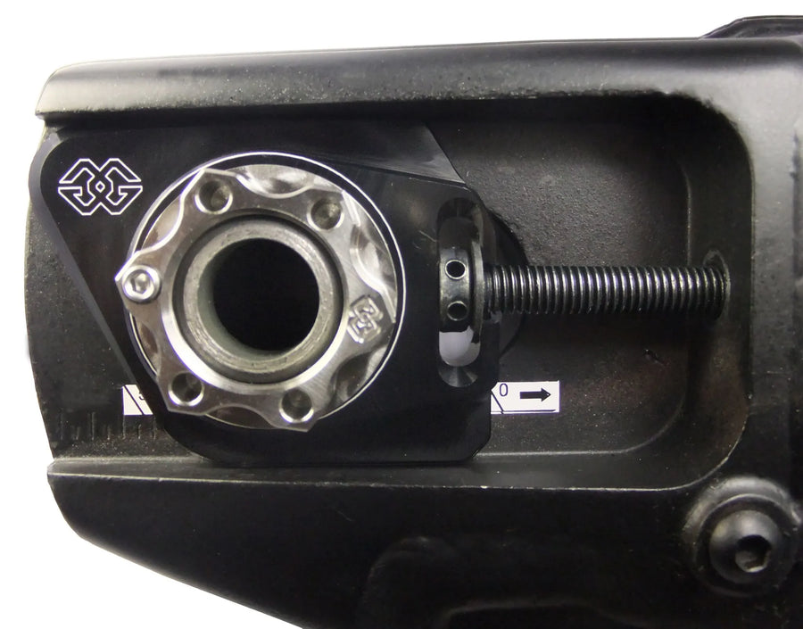 Yamaha Tracer 700 [Gilles Tooling]-AXB chain tensioner axle block