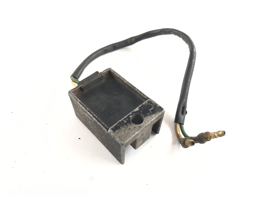Honda XL 500 R PD02 [1983] - Relatifier van alternatorcontroller Controller