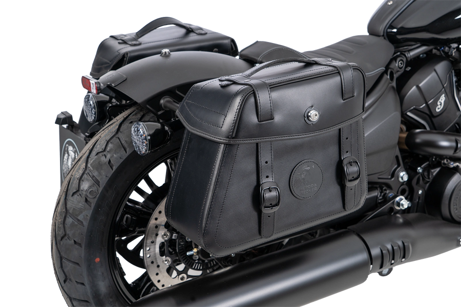 Indian Scout Sixty Classic [2025-2026] - Set: Ledertaschenhalter Cutout schwarz inkl. Rugged Ledertaschen schwarz