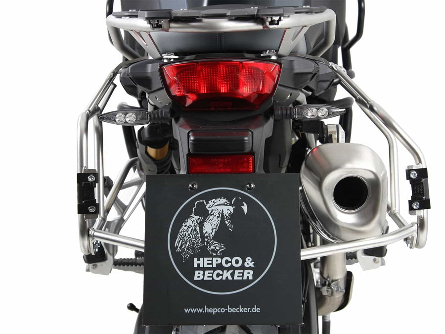 BMW F 750 GS [2018-2023] - side case carrier cutout