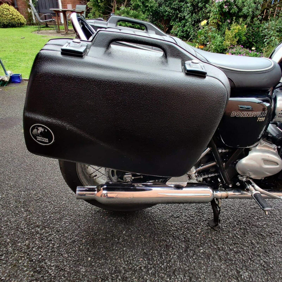 Triumph Street Twin [2016-2022] - Cyfish wearer screwed on