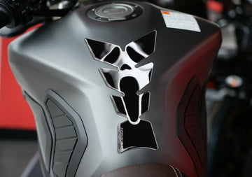 KTM RC 390 [2025] – Scream Tankprotektor – Schwarz - 0