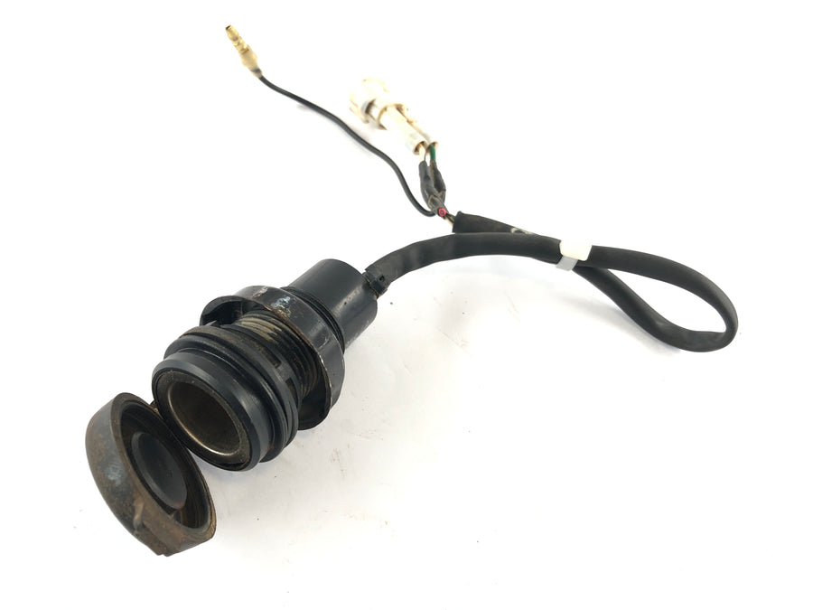 Yamaha Grizzly 660 AM03W [2003] - Oplaadaansluiting 12 Volt Socket