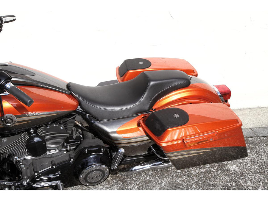 Harley Davidson Touring [2009-2025] -Gunfighter Glad stoel Zwart synthetisch leer