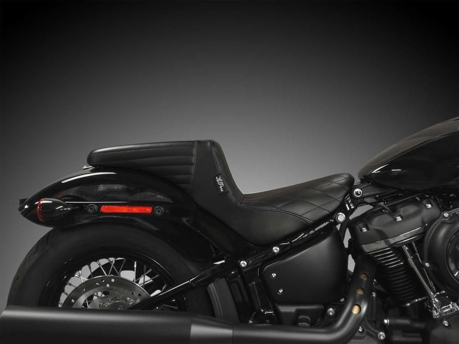 Harley Davidson FLSL [2018-2021] -kick-flip stoel gevouwen naad van zwart vinyl