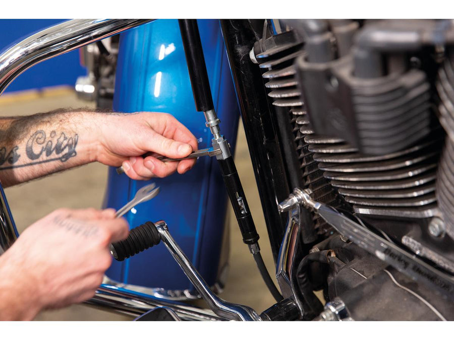 Harley Davidson Softail [2018-2025] – Schwarzes Vinyl V-Twin Geteiltes Kupplungskabel