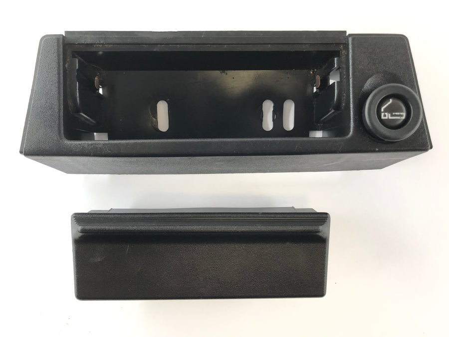BMW M 535i E28 [1986] - Cderpat Center Console met lichter