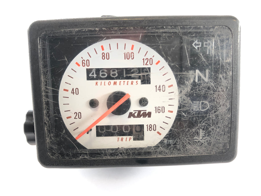 KTM 640 LC4 Prestige [2003] - Tacho Cockpit Kilometerzähler Glas zerkratzt