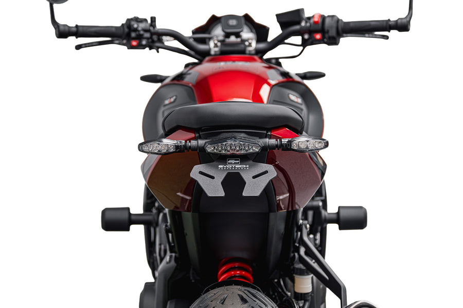 Triumph Trident 800 [2026+] - Heckkennzeichenhalter mit klarem LED-Rücklicht