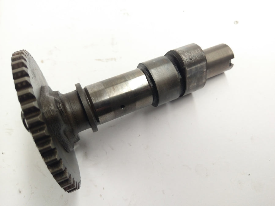 Suzuki Intruder vs 700 VP51A [1986] - CAMSHAFT