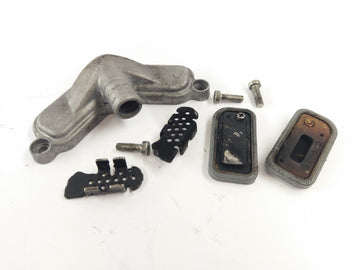 Aprilia RSV4 1000 RK [2010] - Valve cover water connection