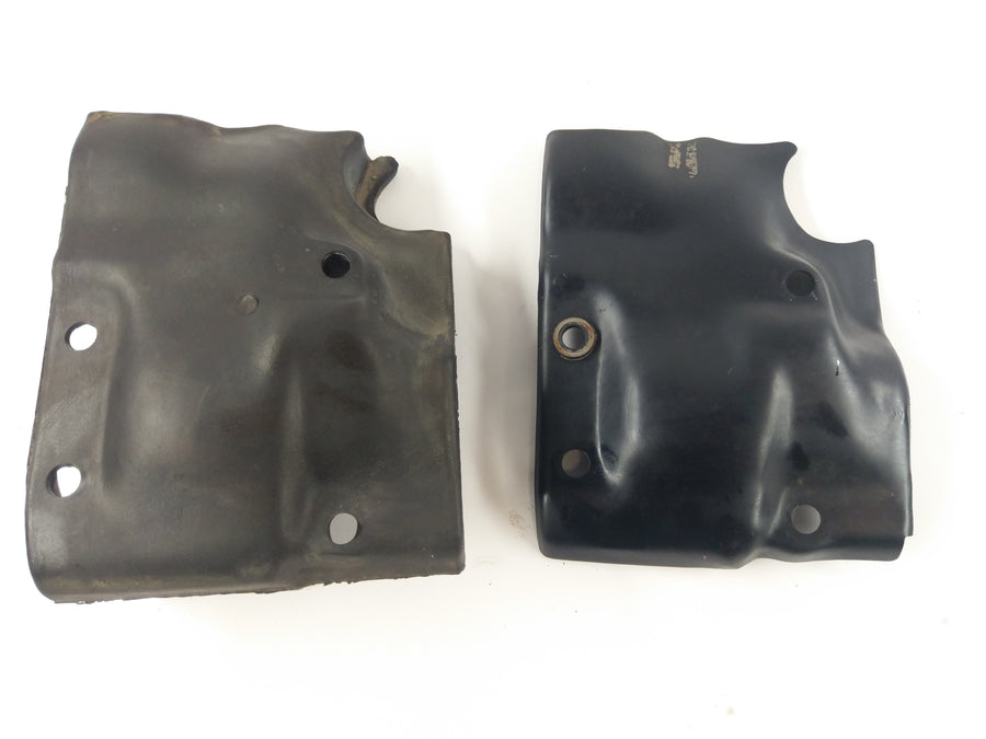 Triumph Tiger 885i T709 [1999] - Covering Alternator