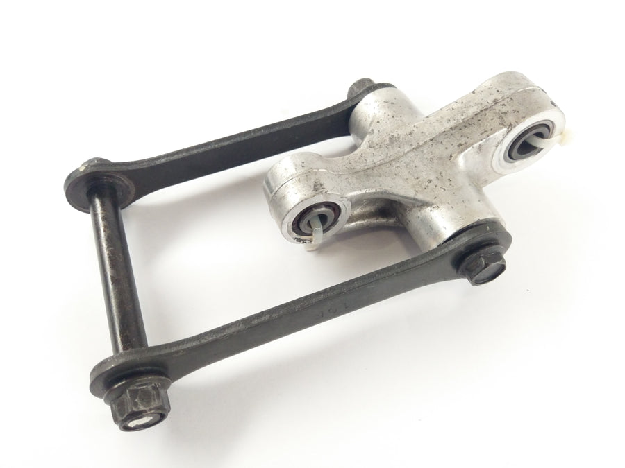 Suzuki Intruder 1500 VL [2000] - shock absorber lever