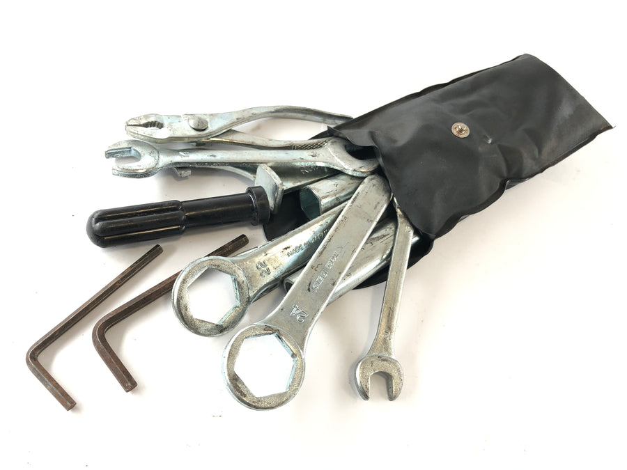 Suzuki Bandit GSF 650 S WVB5 [2005] - Onboard tool with bag