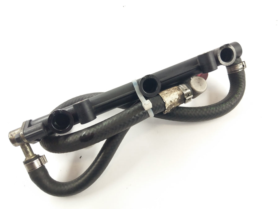 Triumph Daytona 955i T595 [1998] - Injector bar