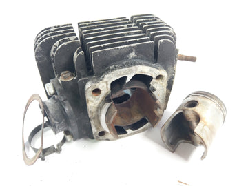 Yamaha Rd 250 350 - Type 351 352 - Cilinder met zuigers - 0