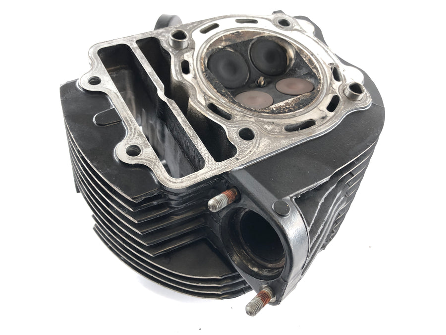 Kawasaki VN 900 Classic [2010] - Cylinder head