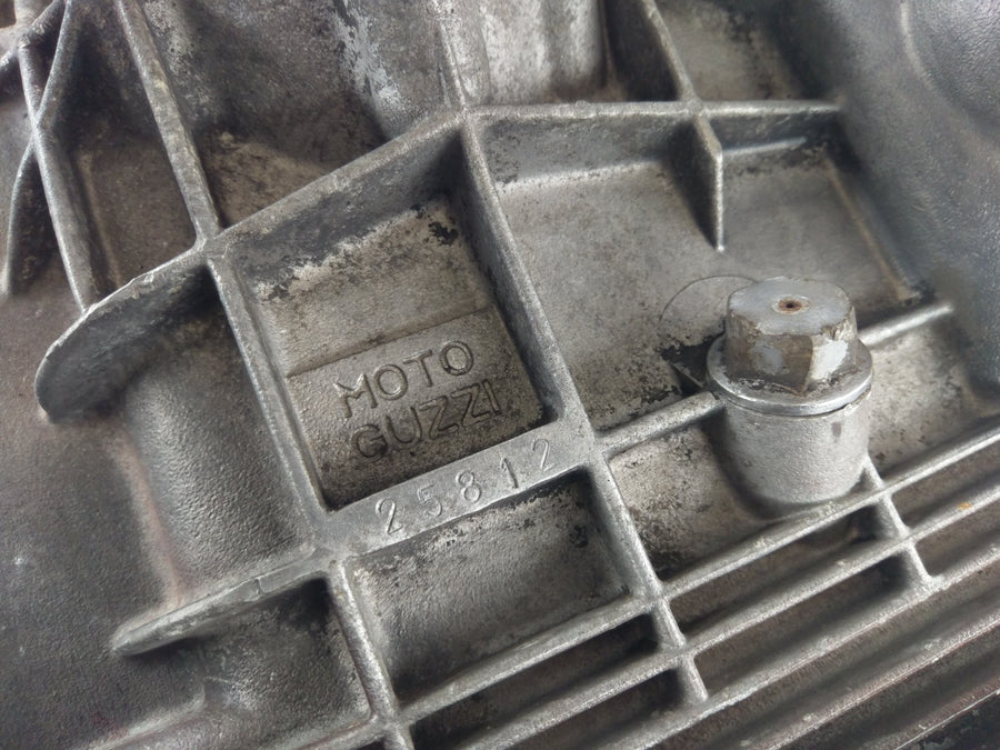 Moto Guzzi V7 Special [1970] - Motor behuizing Lege behuizing