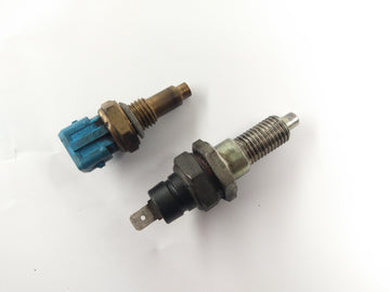 Moto Guzzi Breva 750, d.w.z. [2004] - Oliedruksensor Oil temperatuursensor - 0