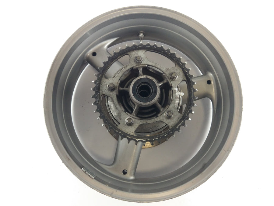 Triumph Sprint 955i RS T695 [2000] - Hinterrad Felge mit Bremsscheibe und Kettenrad