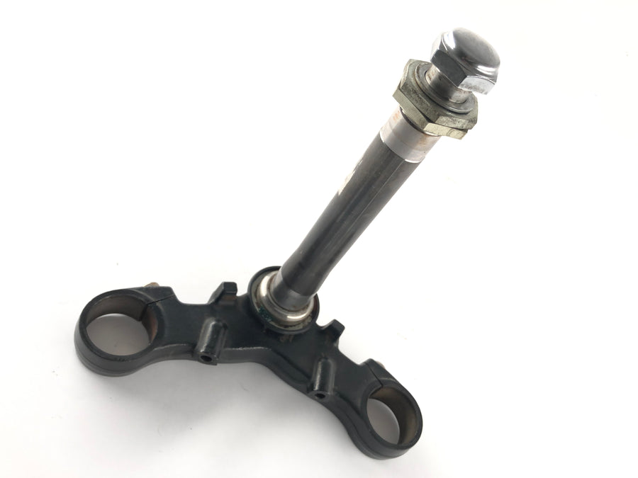 Triumph Bonneville 908md [2001] - Fork Bridge hieronder