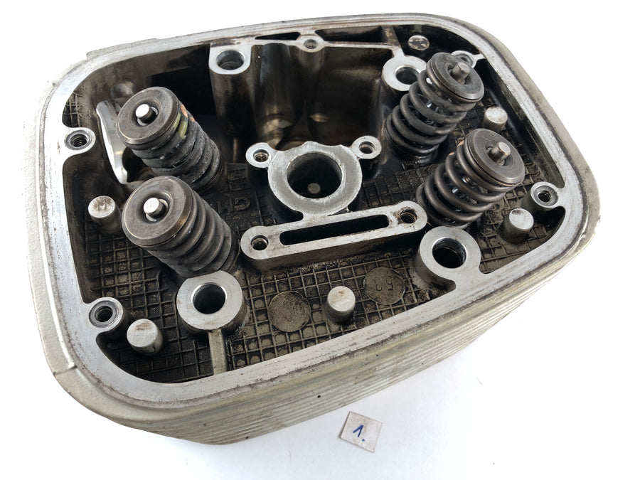BMW R 1100 GS 259 ​​[1995] - Cylinder head