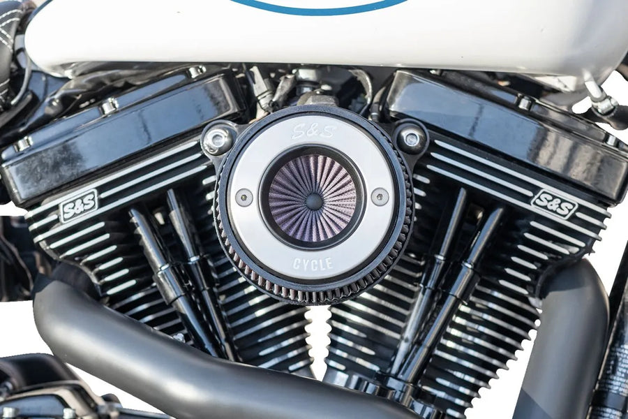 Harley-Davidson FXDBA 1584 Dyna Street Bob Limited [2013] - Air Stinger Stealth Luftfiltersatz – Oberfläche: Schwarz – Bild 3