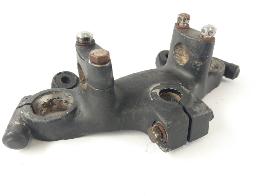 Suzuki GT 750 [1973] - top triple clamp