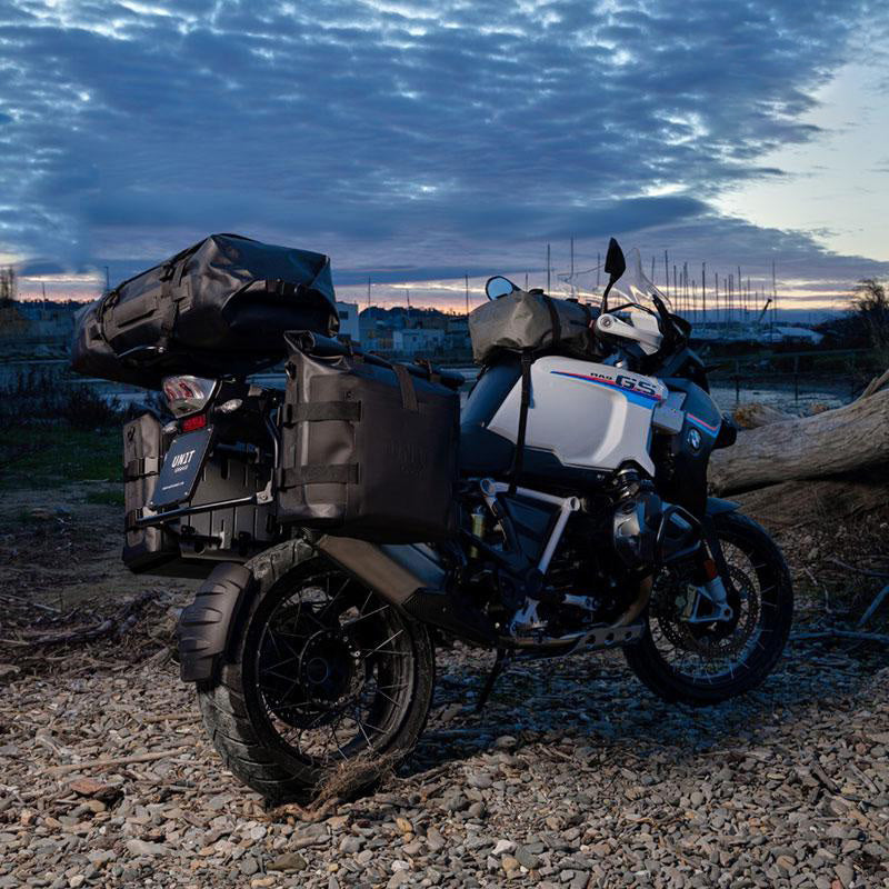 BMW F 900 GS [2023-] - Aluminium-Taschenhalter mit verstellbarer Khali-Vorderseite in Hypalon