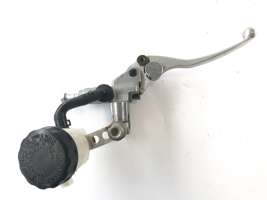 Ducati 900 SS [1992] - Rempomp bij de rempomp voor de voorhand met remhendel