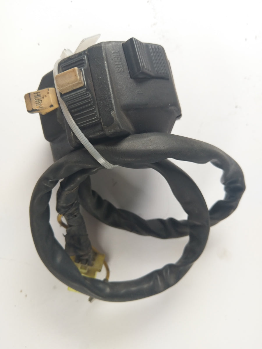 Suzuki DR 650 SP42B - Lenkerschalter Hupe Blinker Fernlicht