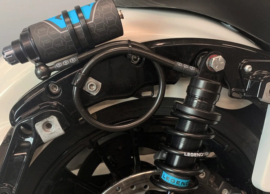 Harley-Davidson FLTRX 1923 Road Glide 117 [2026] - REVO ARC Remote Reservoir Außenbefestigung – Bild 4