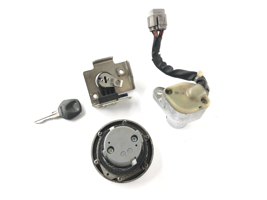 Suzuki VZ 1500 WVCU [2011] - Slotenset contactslot vergrendeling tankdop kit