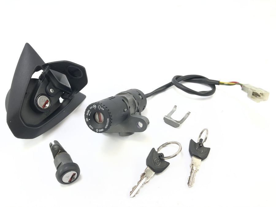 Husqvarna SM 630 A4 [2010] - Locksmith ontstekingsvergrendeling