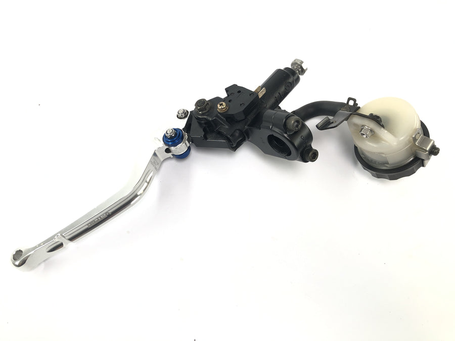 Triumph Sprint ST 1050 [2005] - Handbremspumpe und Kupplungsarmatur mit V Trec Hebel und ABE