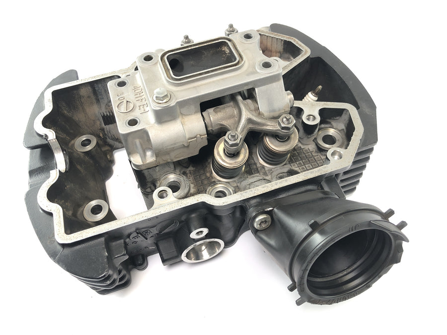 Suzuki VZ 1500 WVCU [2011] - cilinderkop klepkop